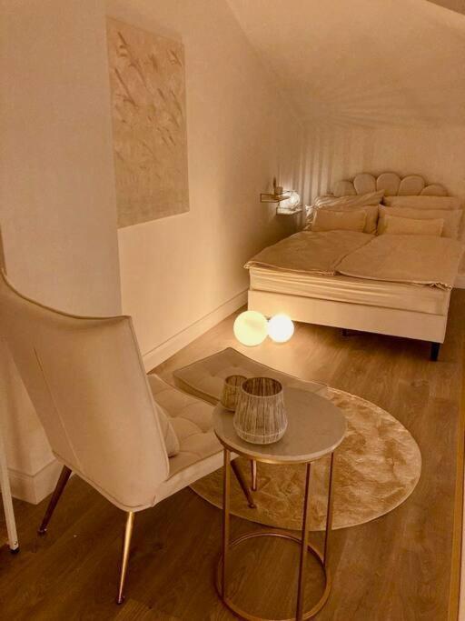 Amalfi Home - Stylish Apartment With Terrace شونيفيلد المظهر الخارجي الصورة