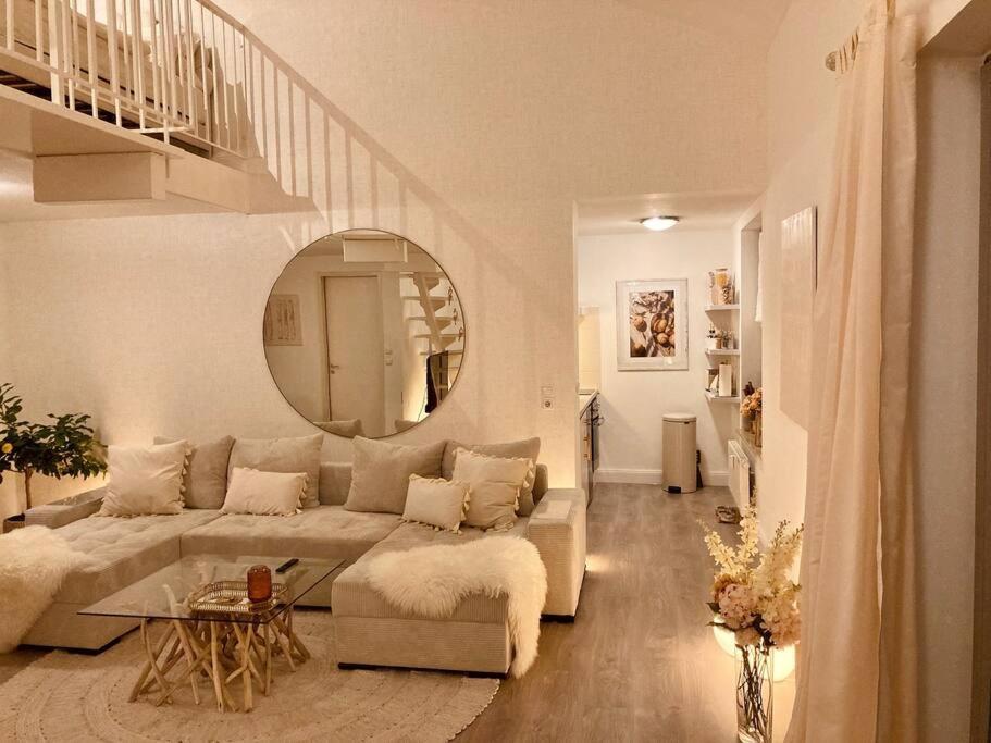 Amalfi Home - Stylish Apartment With Terrace شونيفيلد المظهر الخارجي الصورة