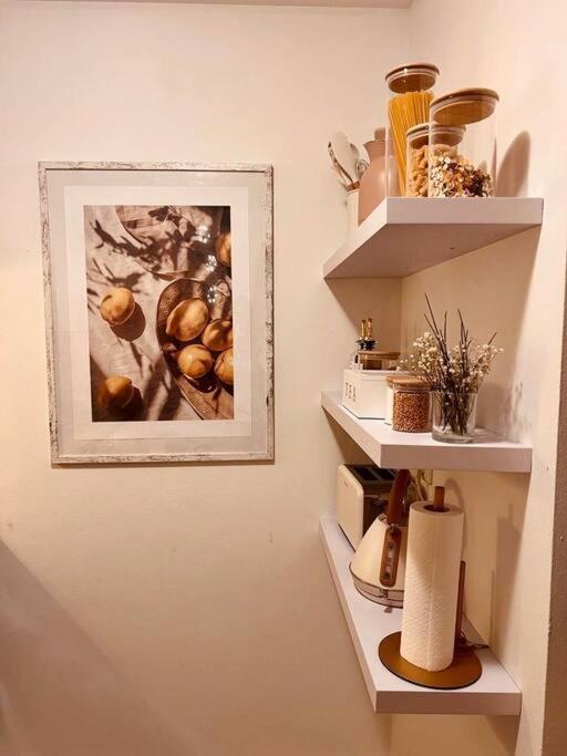 Amalfi Home - Stylish Apartment With Terrace شونيفيلد المظهر الخارجي الصورة