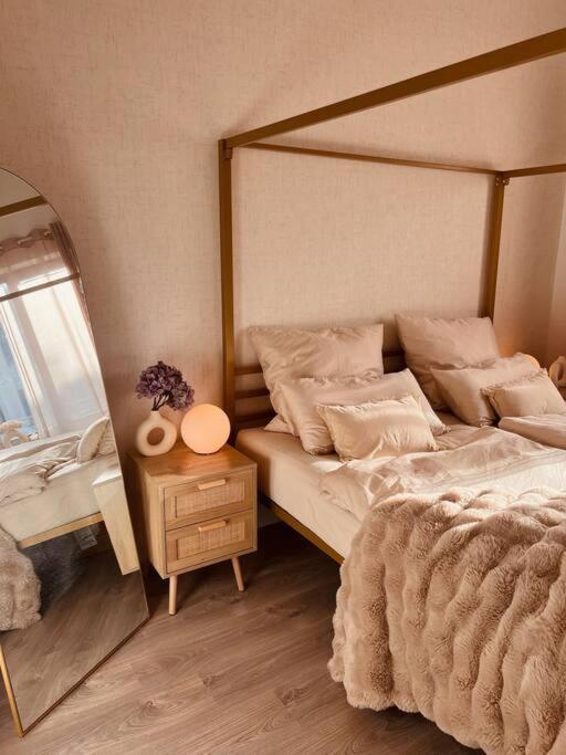 Amalfi Home - Stylish Apartment With Terrace شونيفيلد المظهر الخارجي الصورة